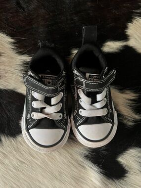 Converse Kids Black and White Low-Top Sneakers